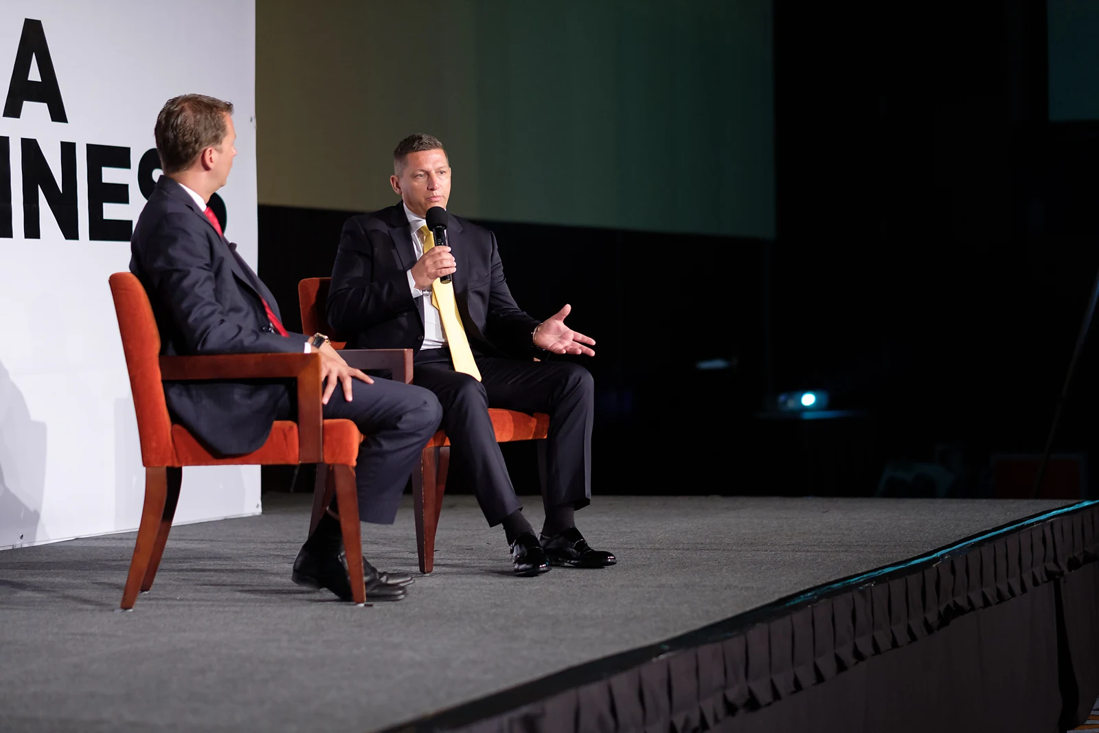 Alexander Erber with JT Foxx on stage